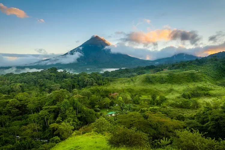 Airfare Alert San Jose, Costa Rica 200's300's Round Trip