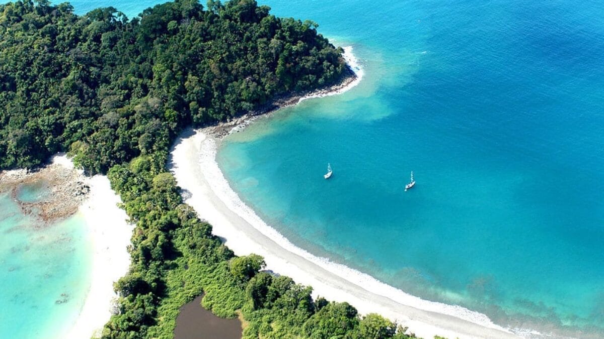 10 Best National Parks in Central America for Nature and Wildlife