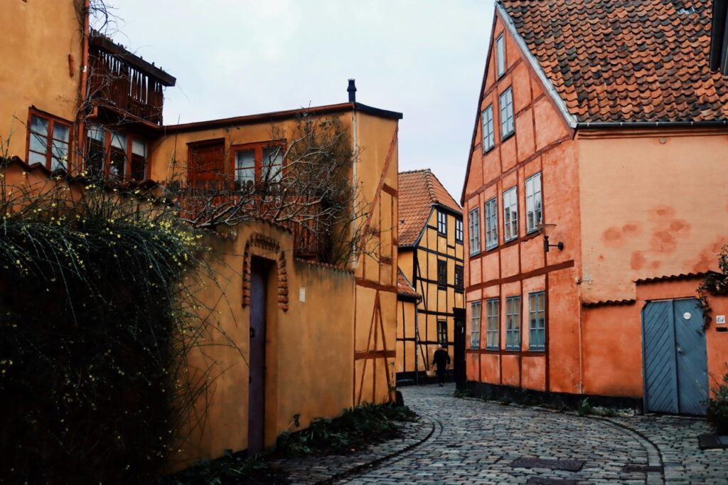Ebeltoft cobblestone streets and old buildings.