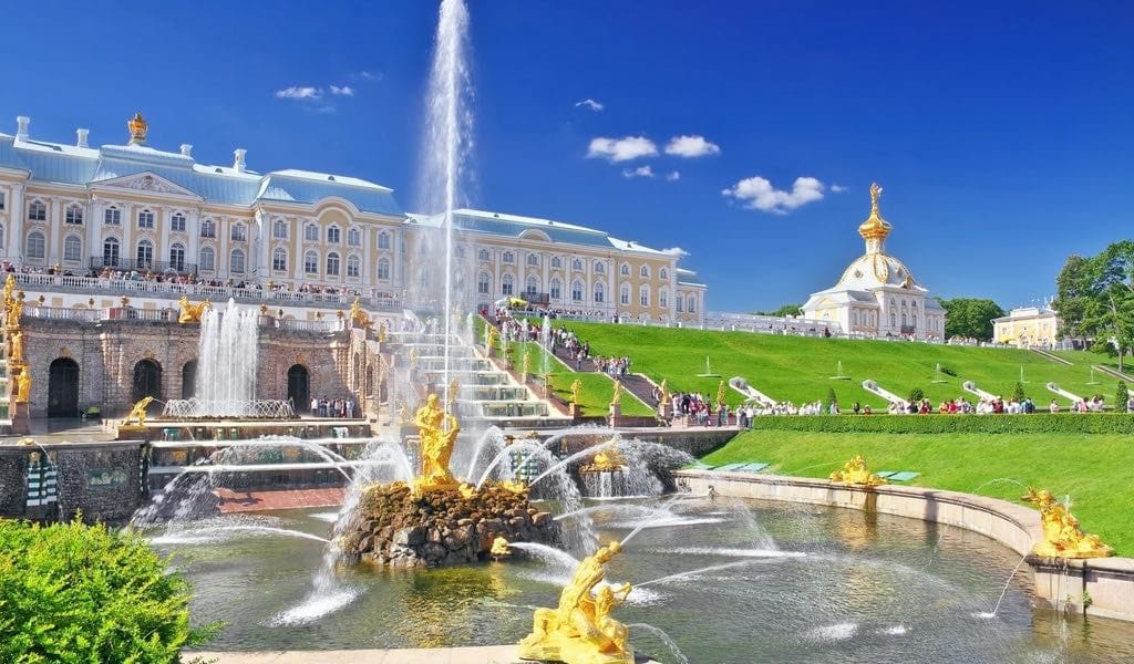 A beautiful fountain in St. Petersburg, Russia.