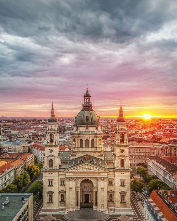 10 Of The "Best Things" To Do In Budapest