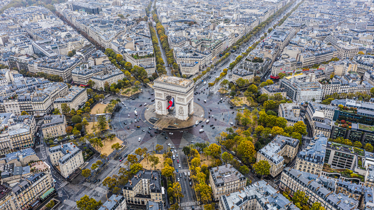 Best Arrondissement In Paris To Stay In: Visitors Guide