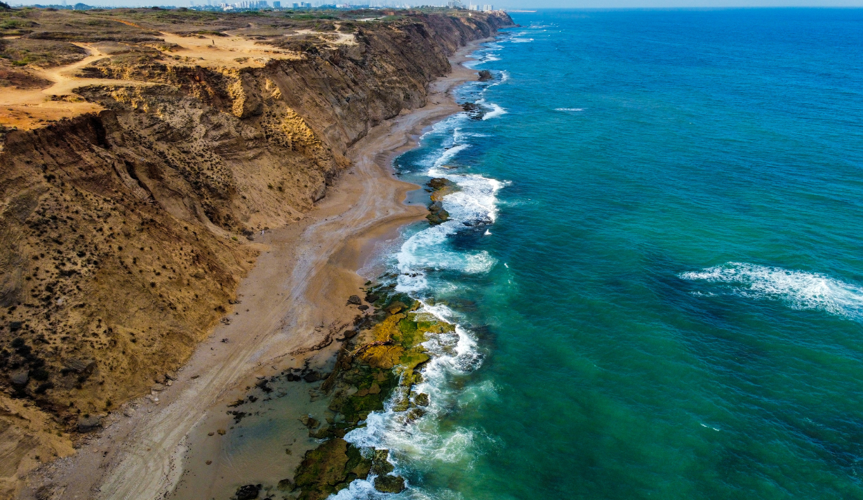 The Cheapest & Most Expensive Times To Visit Israel