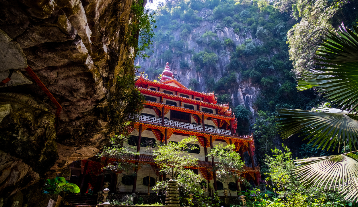 Cheapest and Most Expensive Times to Visit Malaysia