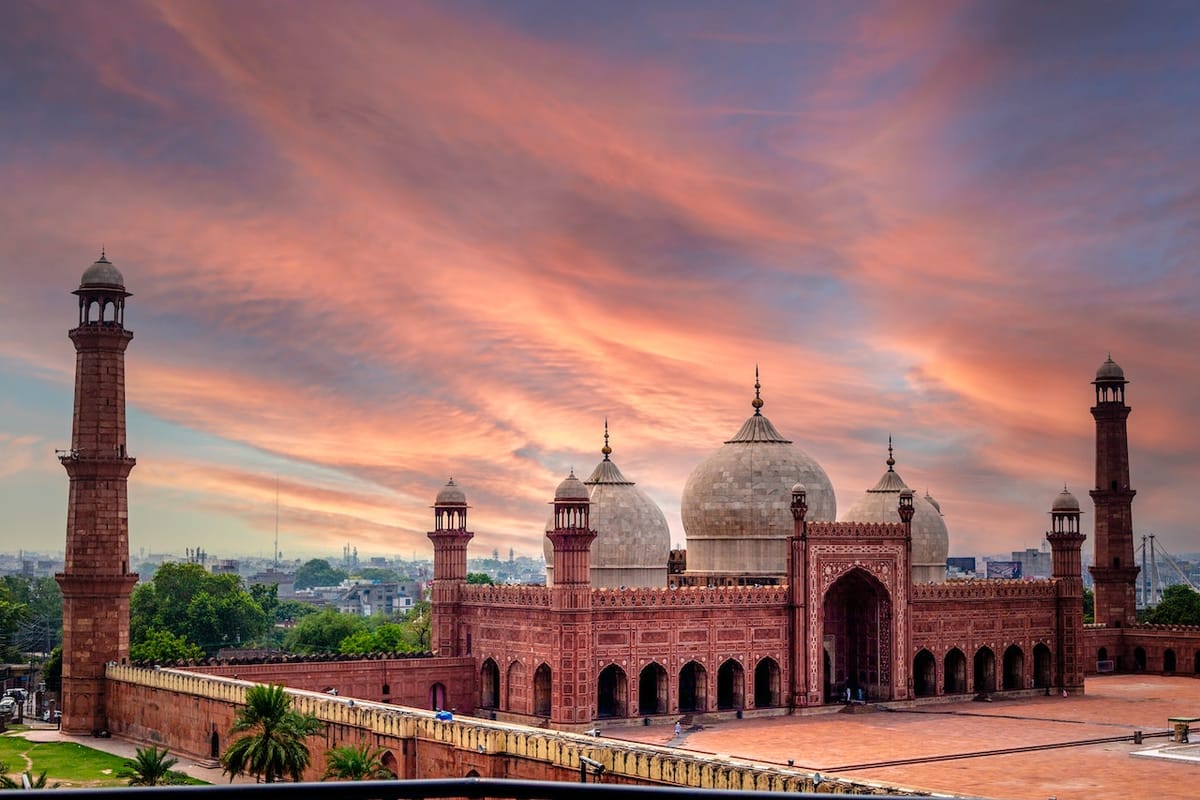 Cheapest And Most Expensive Times To Visit Lahore