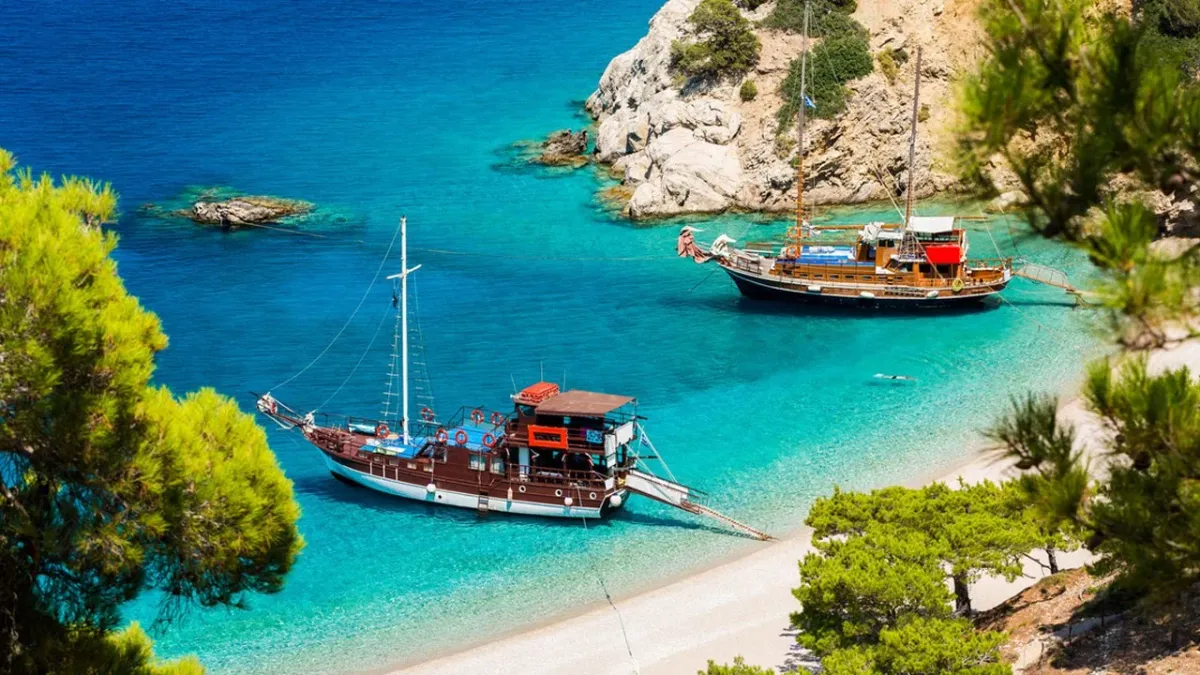 Cheapest and Most Expensive Times To Visit Karpathos