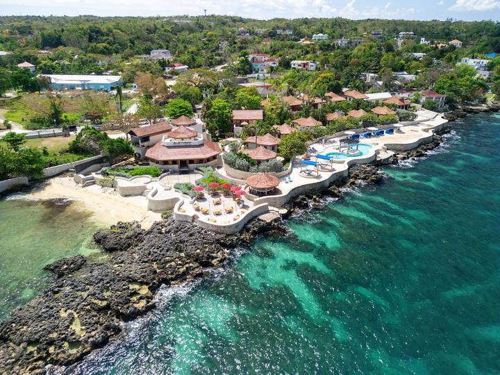 Cheapest & Most Expensive Times to Visit Negril