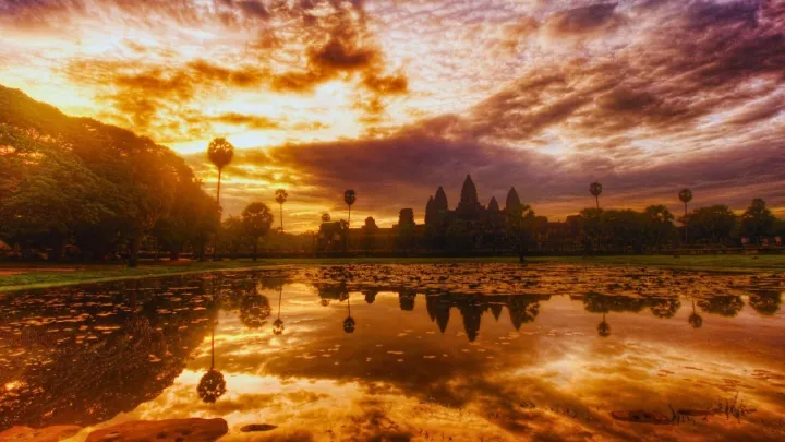 Cheapest Time to Fly to Cambodia (and the Most Expensive)